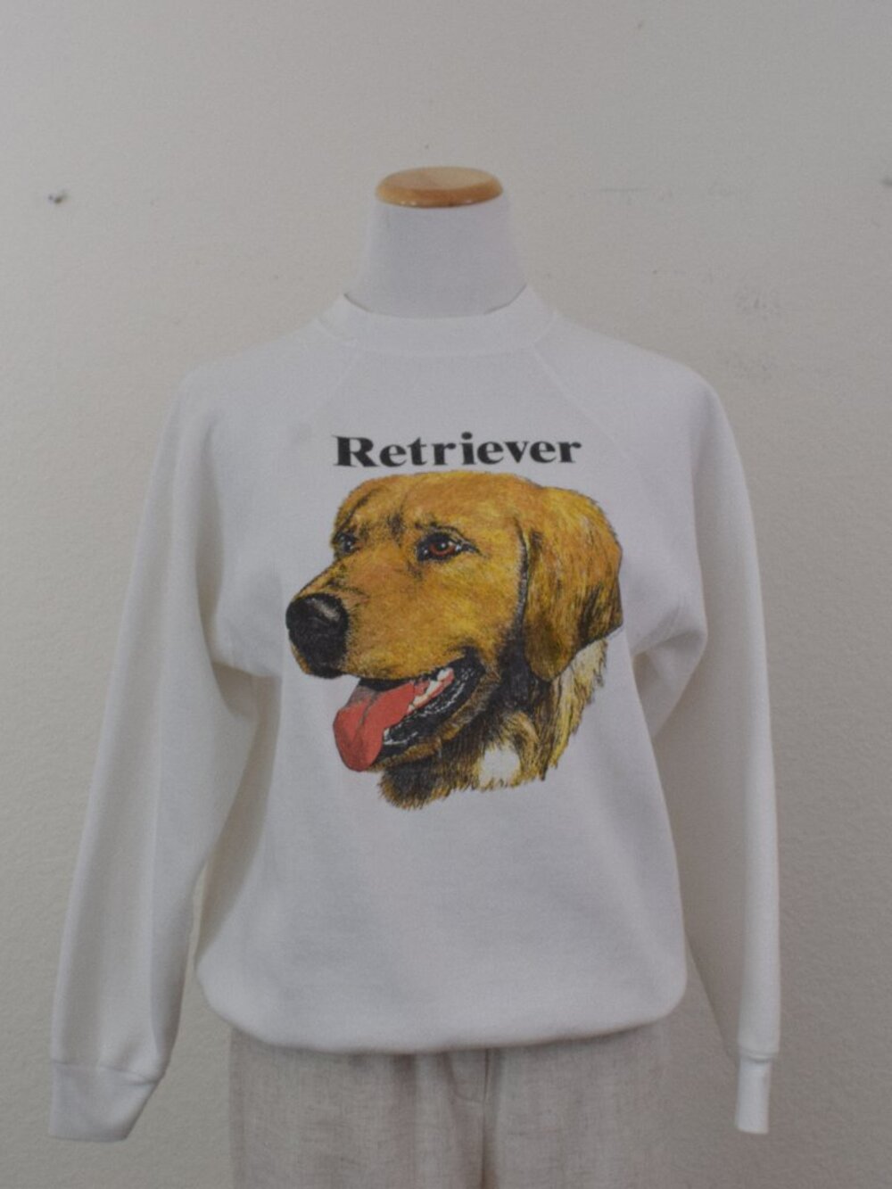 Vintage 80s/90s Pullover White Retriever Sweatshirt
